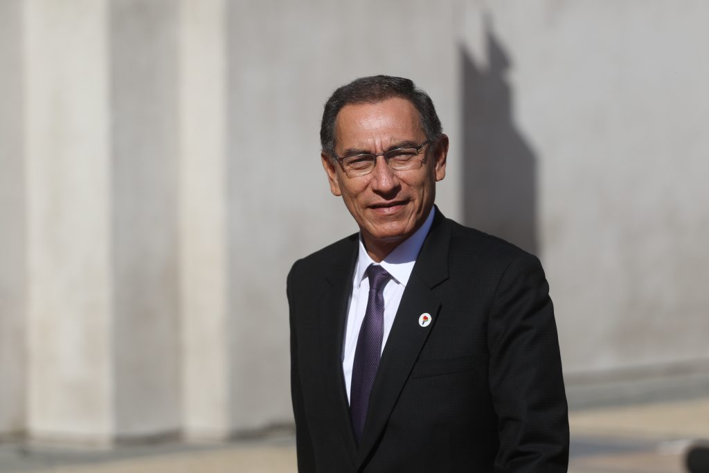 Perú: Vizcarra es inhabilitado para ejercer cargos públicos durante 10 años tras “Vacunagate”