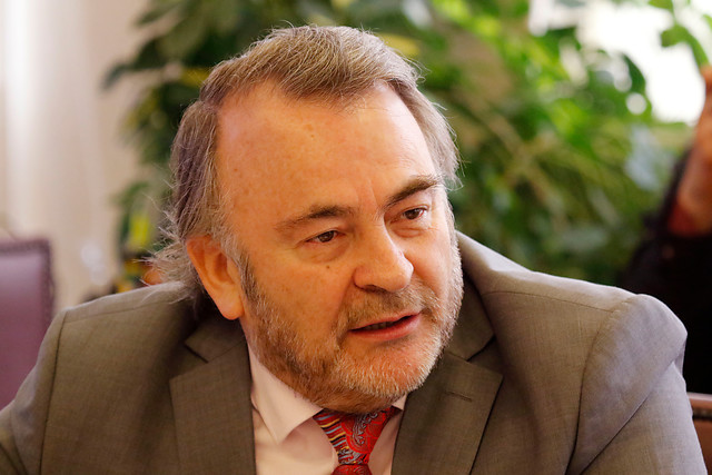 Pepe Auth por acusación constitucional contra el Presidente: “Cómo va a ser mejor que el Congreso elija un presidente para gobernar los meses que quedan”