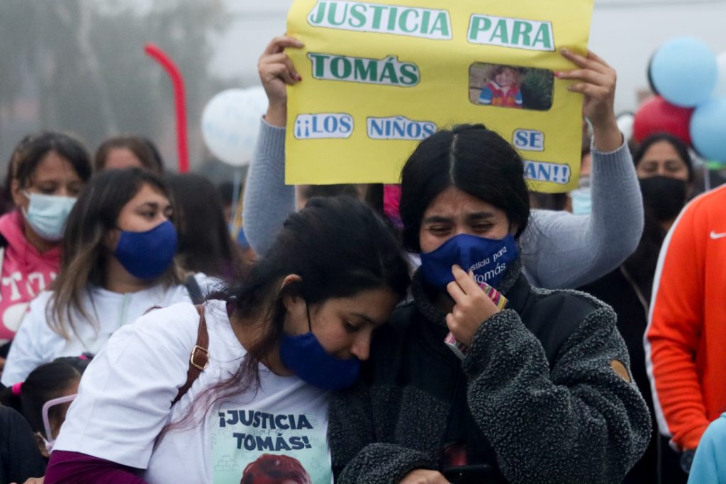 “No aporta en nada”: Mamá de Tomás Bravo responde tras ser víctima de un cruel comentario sobre su hijo 