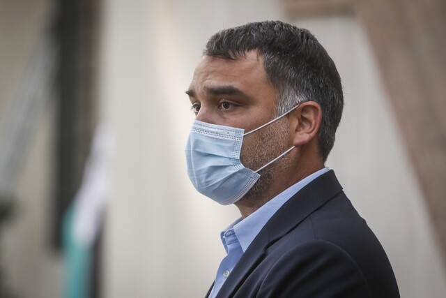 Presidente de la UDI pide promulgar ley de retiro del 10% hoy día “para pagar rápido”