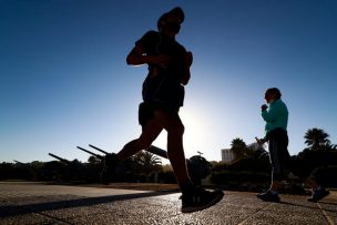 ¿Se debe usar mascarilla al hacer deporte?: Minsal resolvió duda para aquellos que salen a hacer ejercicio