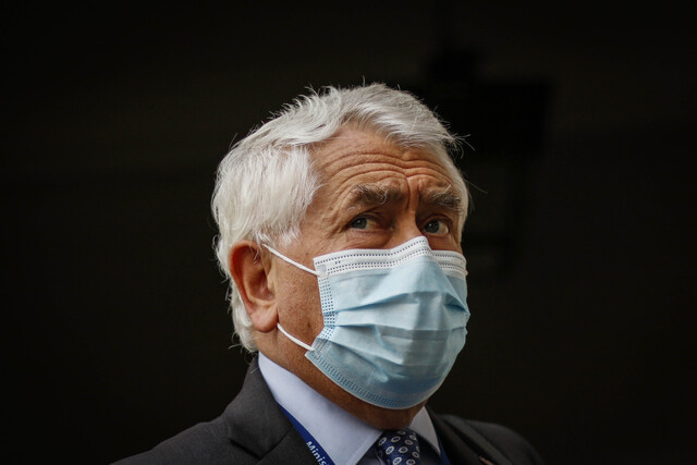 Ministro Paris sobre el peak de la pandemia: “No hay que atribuir los 9 mil a un solo día”