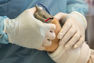 Primera semana de abril marcada por récord de contagios y cuarentenas