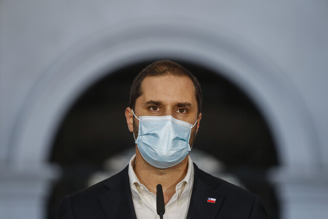 Ministro Bellolio por el tercer retiro del 10%: “Vamos a hacer una nueva Constitución, pero hoy tenemos una y hay que respetarla”