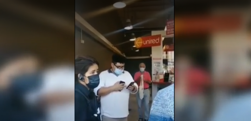 Paula Daza desmiente a supermercado que negó ingreso de madre con su bebé argumentando “normativa del Minsal”