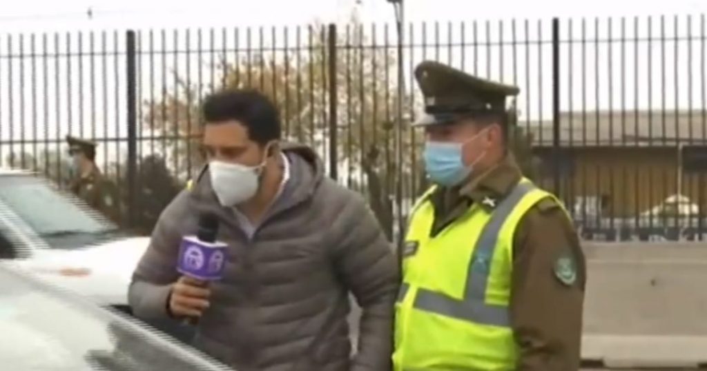 El tenso momento que vivió Simón Oliveros con Carabineros en medio de despacho: “No me voy a mover de acá”