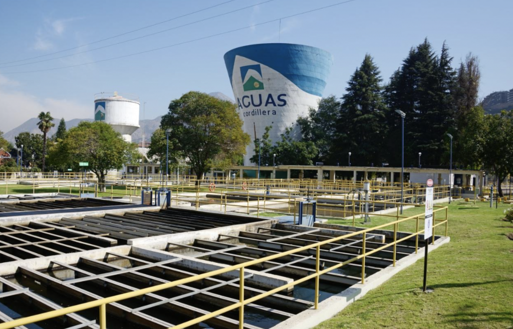 Aguas Andinas reafirma su plan de inversiones pese al contexto social y sanitario