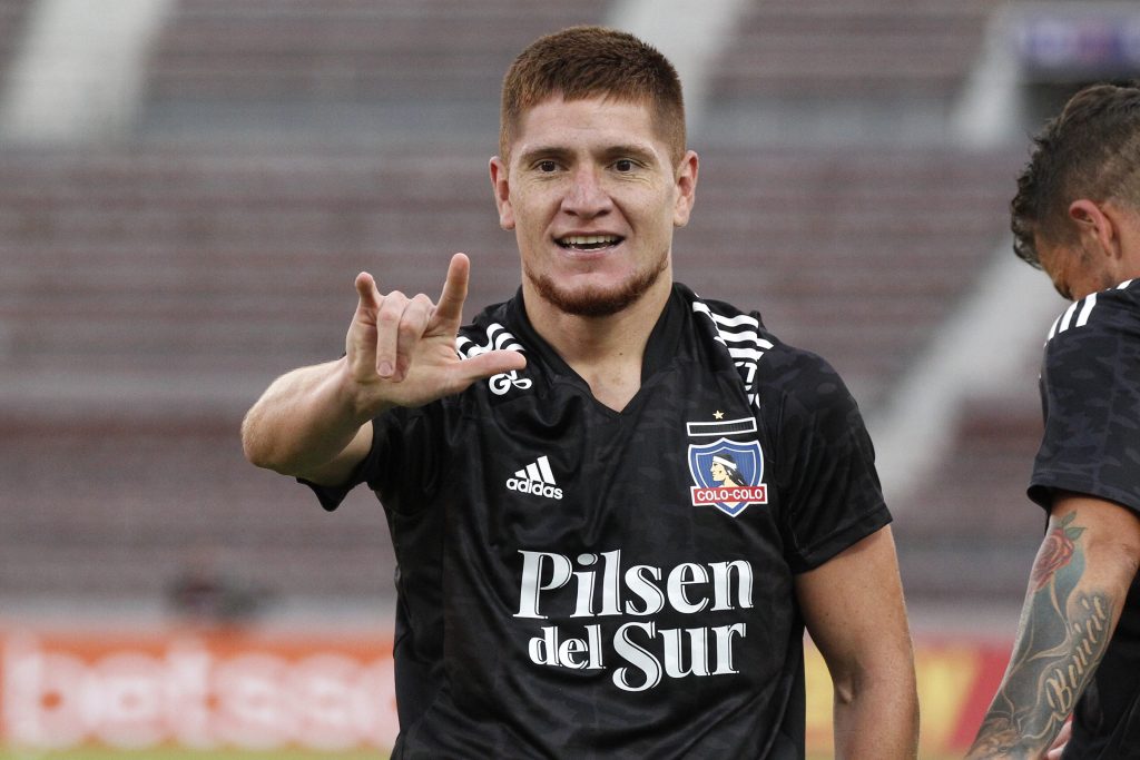 Leonardo Gil y su ilusión con Colo Colo: “Tenemos que creer en este equipo, que la gente crea en los jugadores”