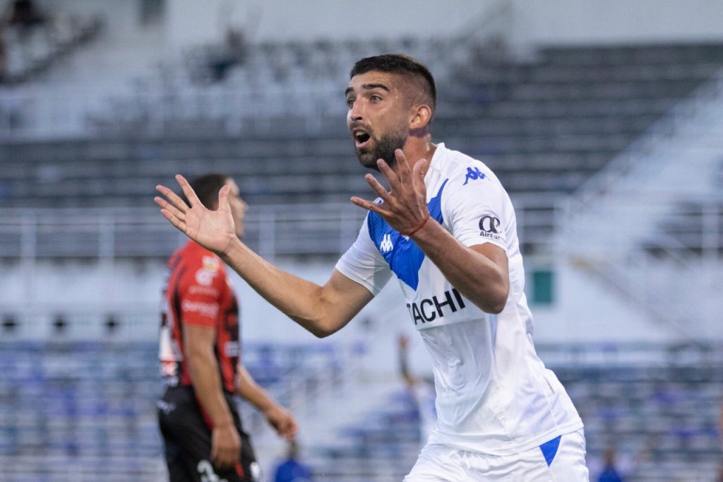 Colo Colo oficializó la llegada de Emiliano Amor