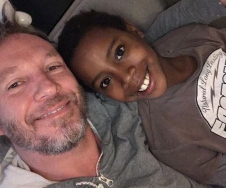 Martín Cárcamo enternece Instagram con foto junto a sus hijos: “Gracias por hacerme sentir el papá más feliz del mundo”