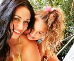 Pamela Díaz sorprendió a su hija Pascuala con enorme bandeja de 