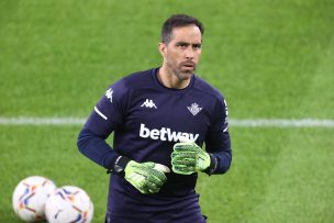 Claudio Bravo y la importancia del Real Betis en la postergación de su retiro