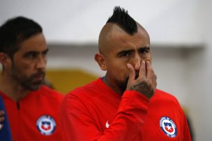 Arturo Vidal preocupa a la Roja