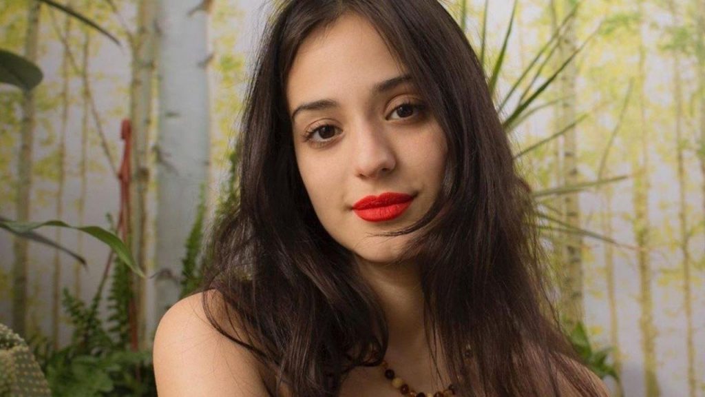 Rocío Toscano enseñó cómo logra cargar a sus dos mellizos en brazos a la vez: “Me facilita los días”
