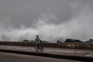 Alertan sobre marejadas desde el Golfo de Penas hasta Arica y Archipiélago Juan Fernández