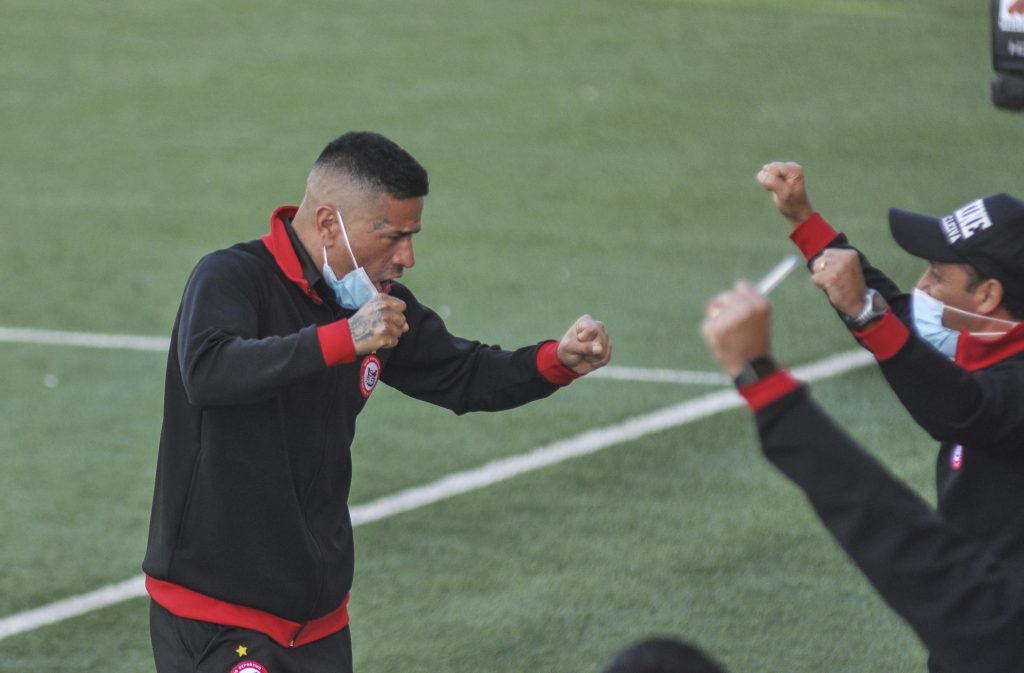 De la mano del “Kike” Acuña, Unión San Felipe logró su primer triunfo en la Primera B