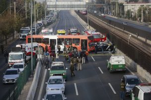 Subsecretaria Martorell y bus interceptado en Peñalolén: 