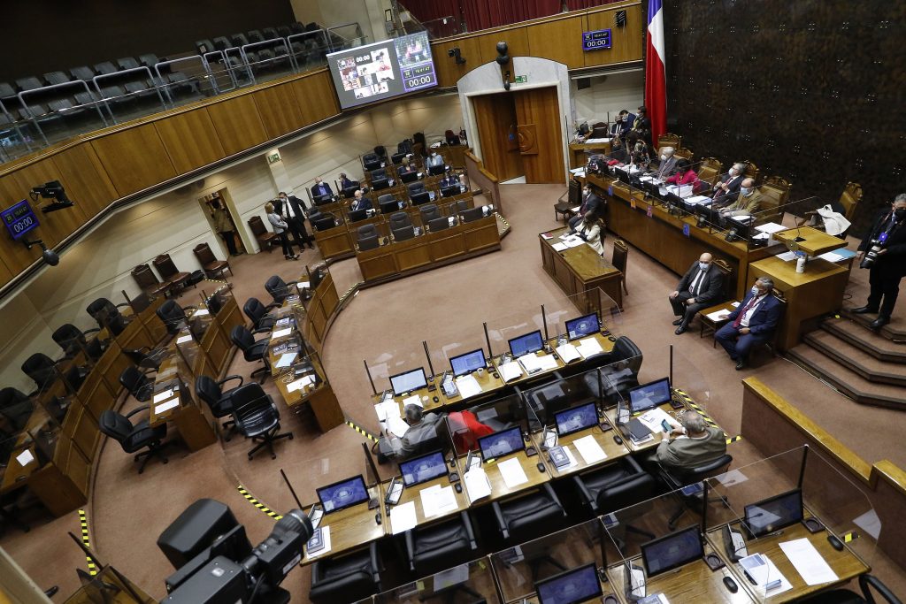 Senado aprobó derogación del divorcio culposo por homosexualidad