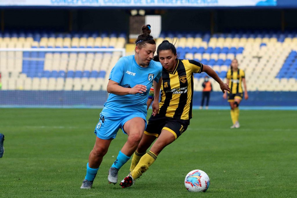 Campeonato Femenino: La ‘U’ goleó a Everton y sigue firme al frente del Grupo B