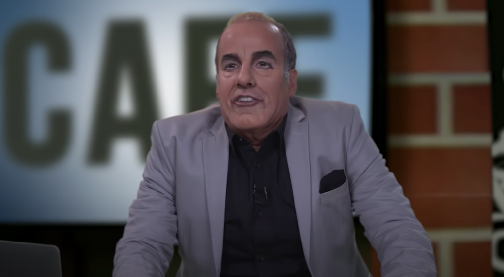 “Me encontraba un poco más buen mozo”: Mira la reacción de “Checho” Hirane a la imitación que le hizo Stefan Kramer