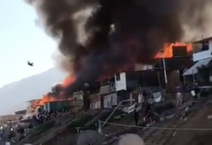 Incendio afecta gran cantidad de viviendas en campamento de Antofagasta