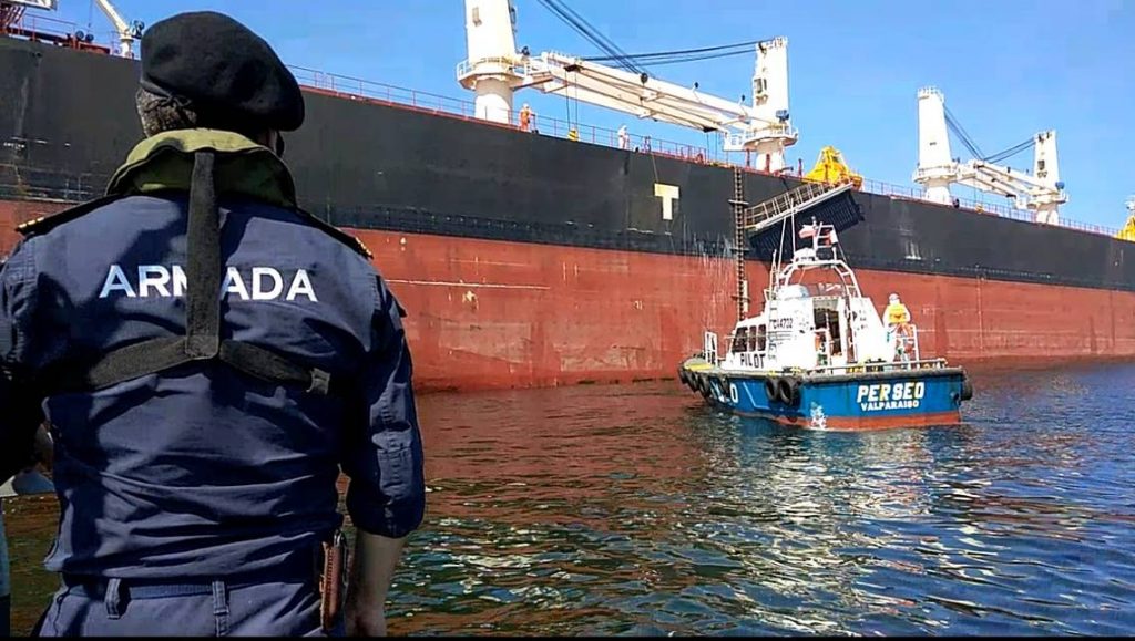 Barco liberiano se encuentra varado en Antofagasta: se detectaron 17 casos de Covid-19
