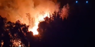 Incendio forestal afecta a esta hora a la comuna de Huechuraba