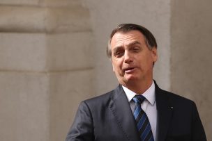 Bolsonaro vuelve a arremeter contra la vacuna Sinovac