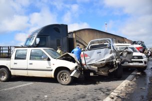 Accidente múltiple en Ruta 5 Sur deja al menos 7 heridos: Más de 20 vehículos colisionan por hielo en la calzada