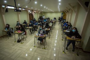 Municipios abordan con el Mineduc agenda de financiamiento de educación pública