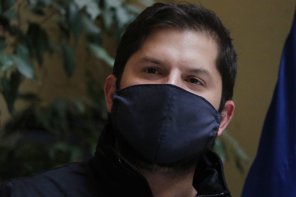 “Transporte doble cero”: Gabriel Boric propone gratuidad de buses urbanos