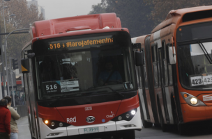 Hombre muere tras ser atropellado por un bus en Quinta Normal