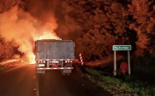 Región de La Araucanía: Nuevos ataques incendiarios dejan al menos cuatro camiones destruidos en Angol