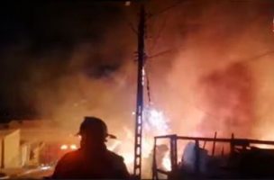 Incendio afectó a 7 viviendas en sector sur de Antofagasta este sábado