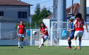 Eslovaquia golpeó en el momento menos pensado y amargó a la Roja