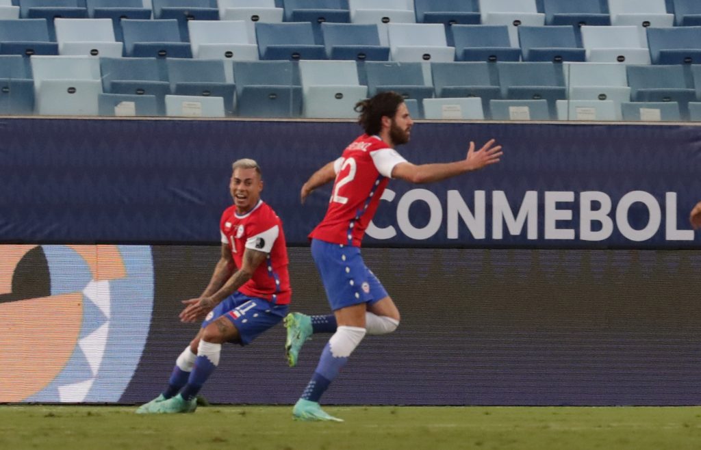 Brereton cumplió su sueño y la Roja se cobró revancha ante Bolivia, pero dejó varias dudas