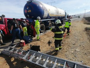 Accidente entre camión de carga y vehículo menor dejó un lesionado y un fallecido en ruta 5 Norte