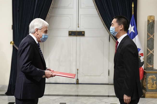 Presidente Piñera recibe cartas credenciales de embajadores de Paraguay, Reino Unido, China, Colombia y Haití