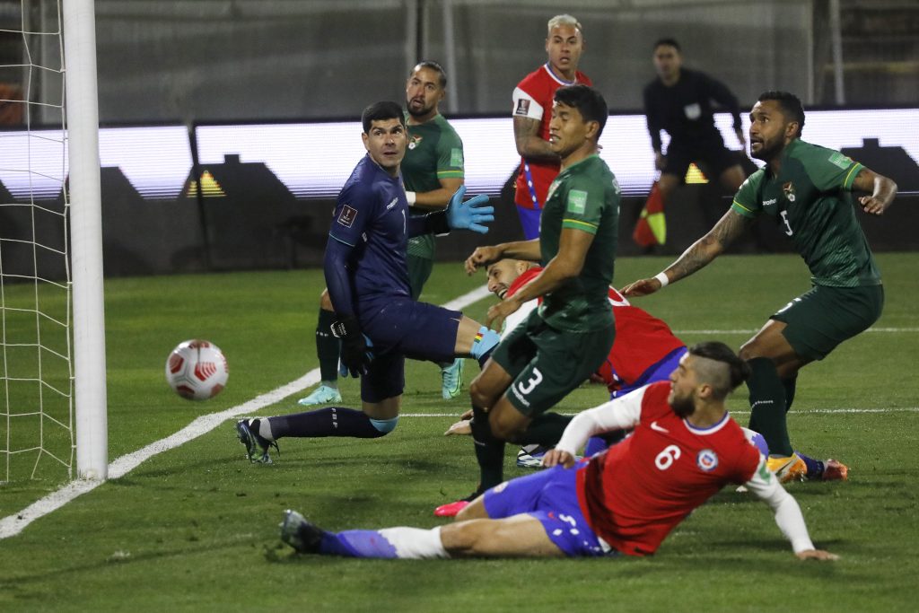 Sierralta y el empate ante Bolivia: “Son dos puntos perdidos, pero el camino es largo”