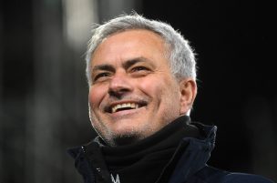 Mourinho fue presentado en la Roma y 