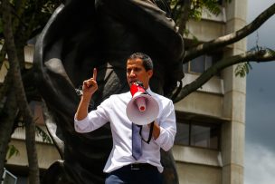 Guaidó asegura que Maduro financia la “represión” en Cuba