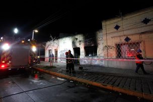 Incendio en el centro de Santiago dejó un fallecido y 18 familias damnificadas