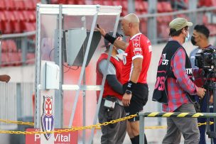 La Conmebol y Chilavert apuntan a dos árbitros chilenos por grosero error en la Copa Libertadores