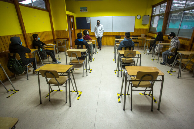 Colegio de Profesores y retorno a clases: “Un 90% de los colegios no vuelve a abrir con la normalidad que se quiere”