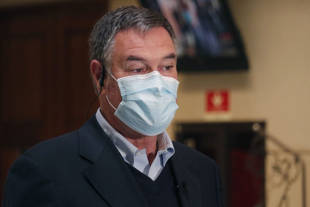 “Aparezco no apto para sufragar”: Manuel José Ossandón denunció que no pudo votar en primarias presidenciales