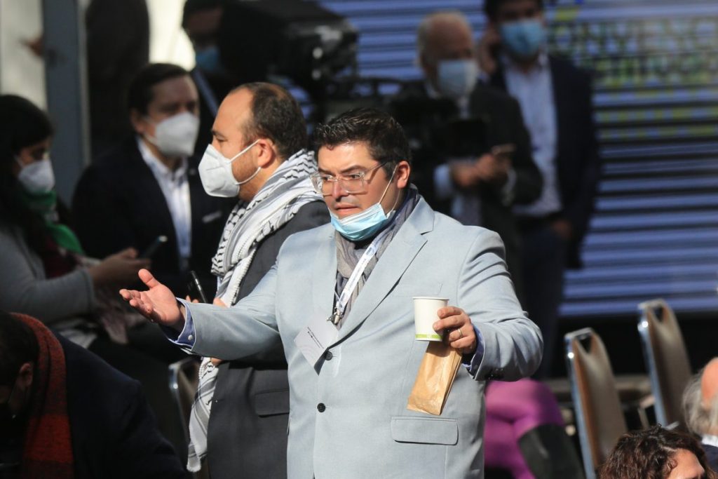 “No estoy pintado”: Rodrigo Logan protagonizó momento de furia durante desarrollo de Convención Constitucional