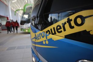 Inauguran flota de 66 buses ecológicos de acercamiento para el aeropuerto de Santiago