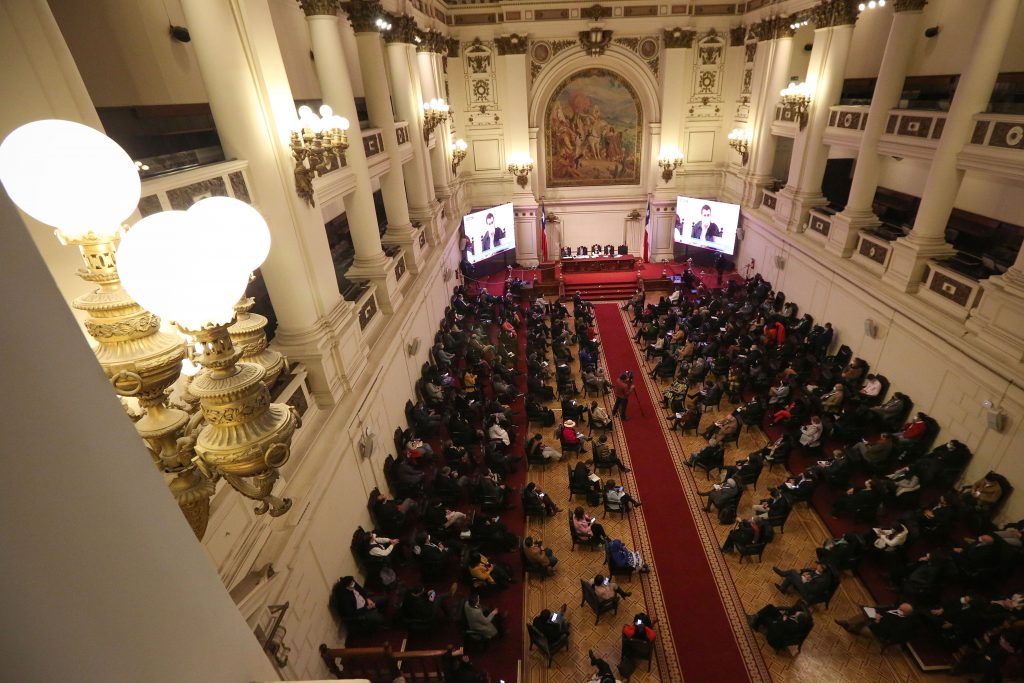 Estaba en el matinal de CHV: Integrante de la Convención se perdió votación y argumentó problemas de “conexión”