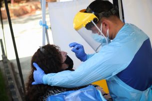 Minsal registra 1,8% de positividad, la más baja durante la pandemia: Hubo 82 fallecidos y 1.152 casos nuevos de COVID-19