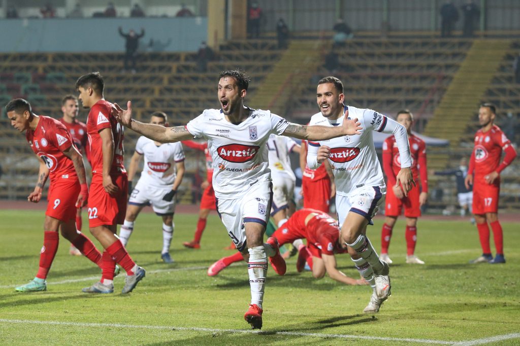 Melipilla reacciona sobre el final y se queda con un punto ante U. la Calera